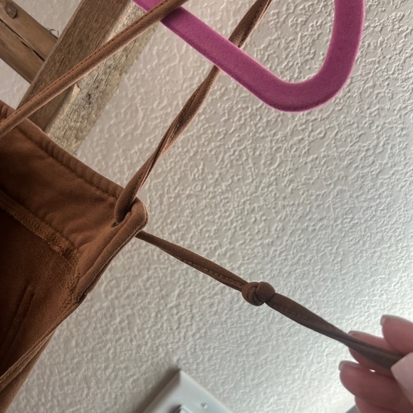 LULU’S ROMPER OVERALLS SIZE XS - Picture 3 of 4